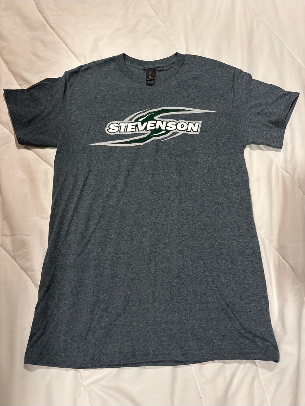 Gildan Heather Charcoal Stevenson University Logo Tee size small